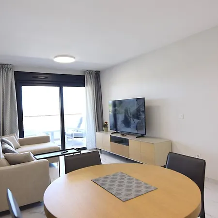 Lujoso En Lagoons Village Apartment *