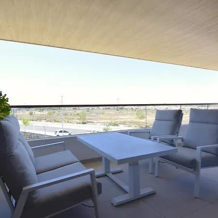 Lujoso En Lagoons Village Apartment